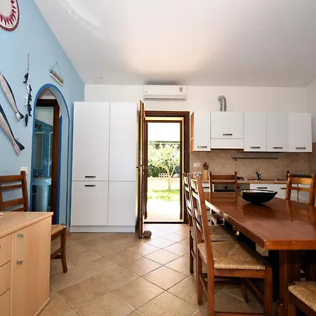 Residence Rena Majore 別荘