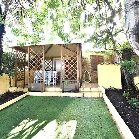 Residence Rena Majore 度假居 雷纳马约勒